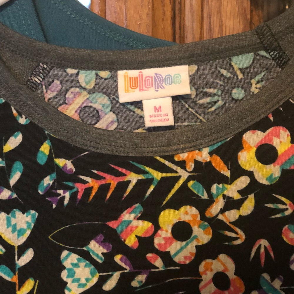 Lularoe Randy - Picture 2 of 2